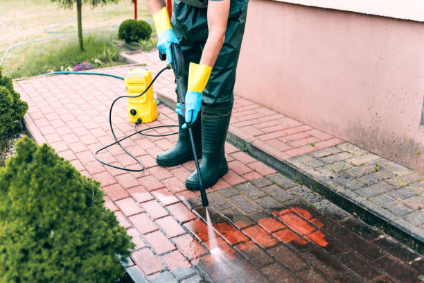 Why Choose Our Certified Pressure Washing Experts for Your Project Needs in La Fayette, AL?
